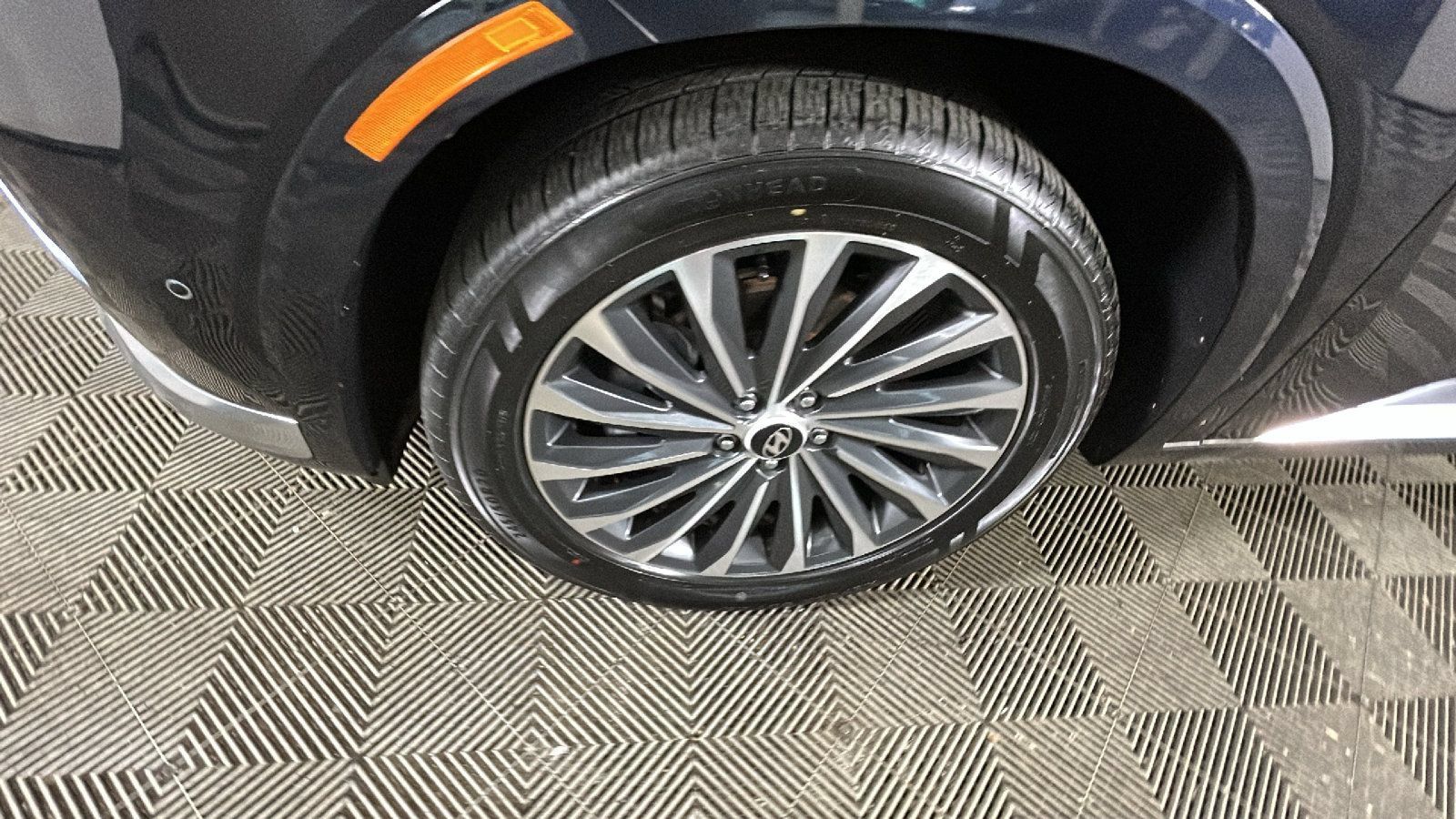 Used 2024 Hyundai Palisade Calligraphy FWD image 10