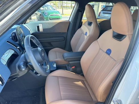 Used 2025 MINI Cooper Countryman S w/ Comfort Package Max image 22