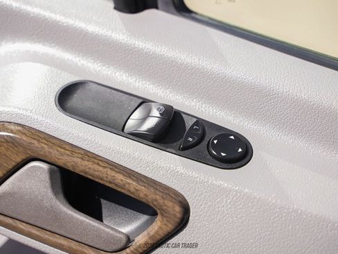 Used 2017 Mercedes-Benz Sprinter 3500 image 46