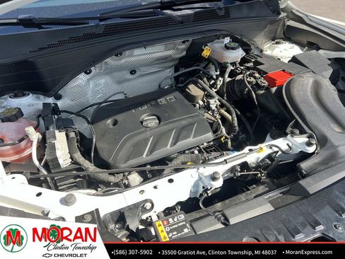 Certified 2025 Chevrolet TrailBlazer RS w/ Convenience Package image 12