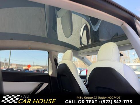 Used 2021 Tesla Model Y Long Range image 23