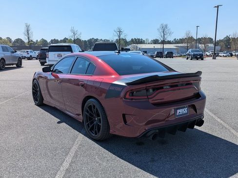 Used 2018 Dodge Charger R/T image 7