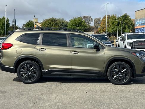 Used 2022 Subaru Ascent Onyx Edition AWD/4WD image 3