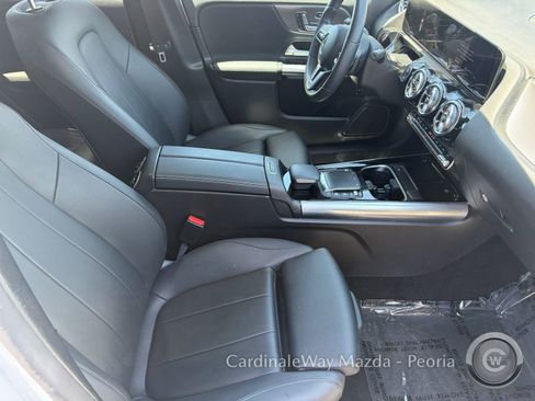 Used 2023 Mercedes-Benz GLA 250 w/ Premium Package image 30