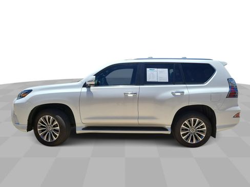 Used 2023 Lexus GX 460 Luxury w/ Accessory Package AWD/4WD image 5