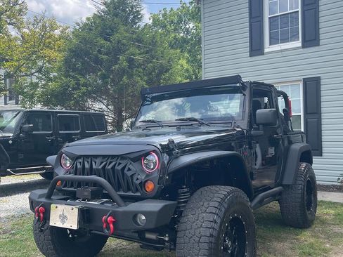 Used 2008 Jeep Wrangler X AWD/4WD image 1