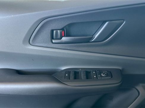 Used 2026 Toyota Prius LE image 9