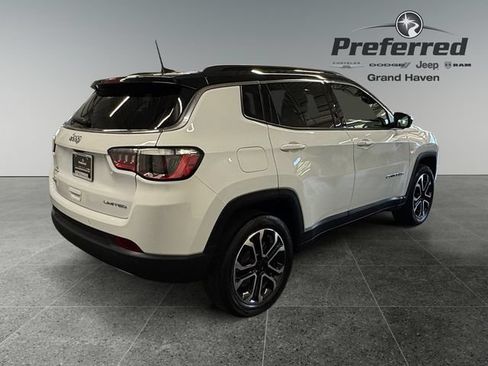 Used 2023 Jeep Compass Limited AWD/4WD image 19