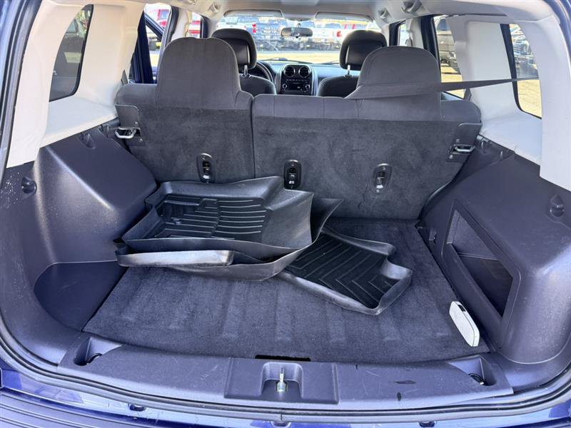 Used 2014 Jeep Patriot Sport FWD image 14