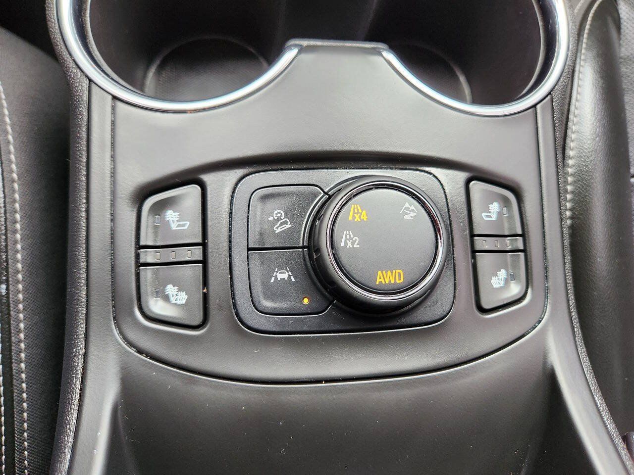 Used 2022 GMC Terrain SLT AWD/4WD image 25