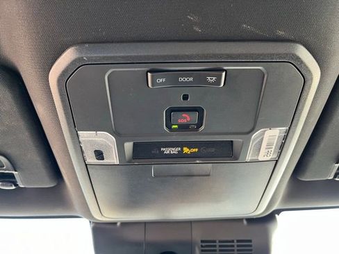 Used 2025 Toyota Tacoma SR image 20