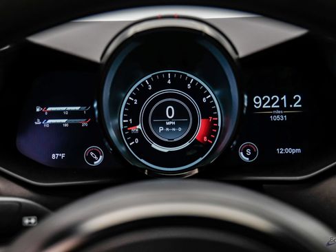 Used 2023 Aston Martin V12 Vantage RWD image 79