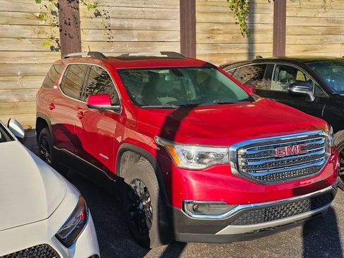 Used 2019 GMC Acadia SLT FWD image 1