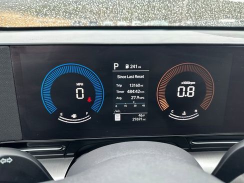 Certified 2025 Hyundai Kona SEL image 14