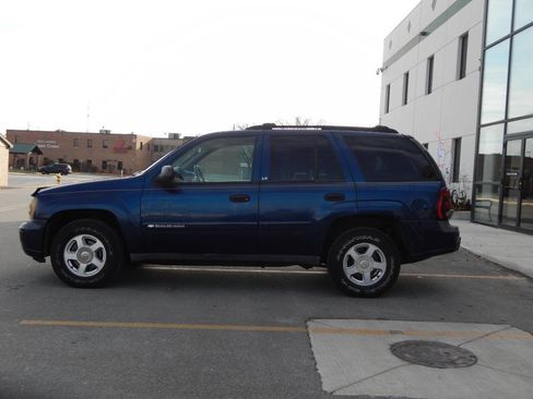 Used 2002 Chevrolet TrailBlazer LS w/ Preferred Equipment Group image 5