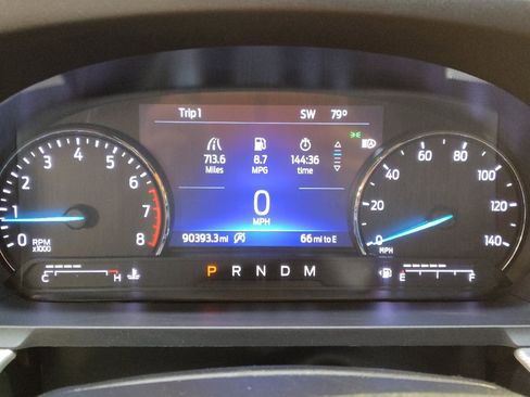 Used 2020 Ford Explorer XLT w/ Equipment Group 202A AWD/4WD image 23
