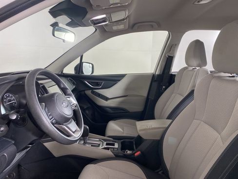 Used 2022 Subaru Forester Base image 14
