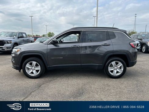 Used 2022 Jeep Compass Latitude AWD/4WD image 5