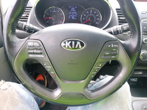 Used 2014 Kia Forte EX FWD image 9