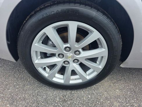 Used 2015 Chevrolet Malibu LT FWD image 17