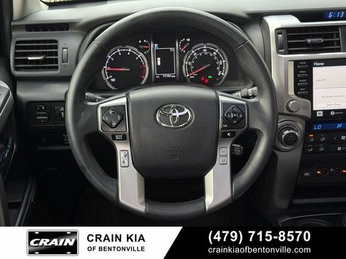 Used 2021 Toyota 4Runner Limited AWD/4WD image 13