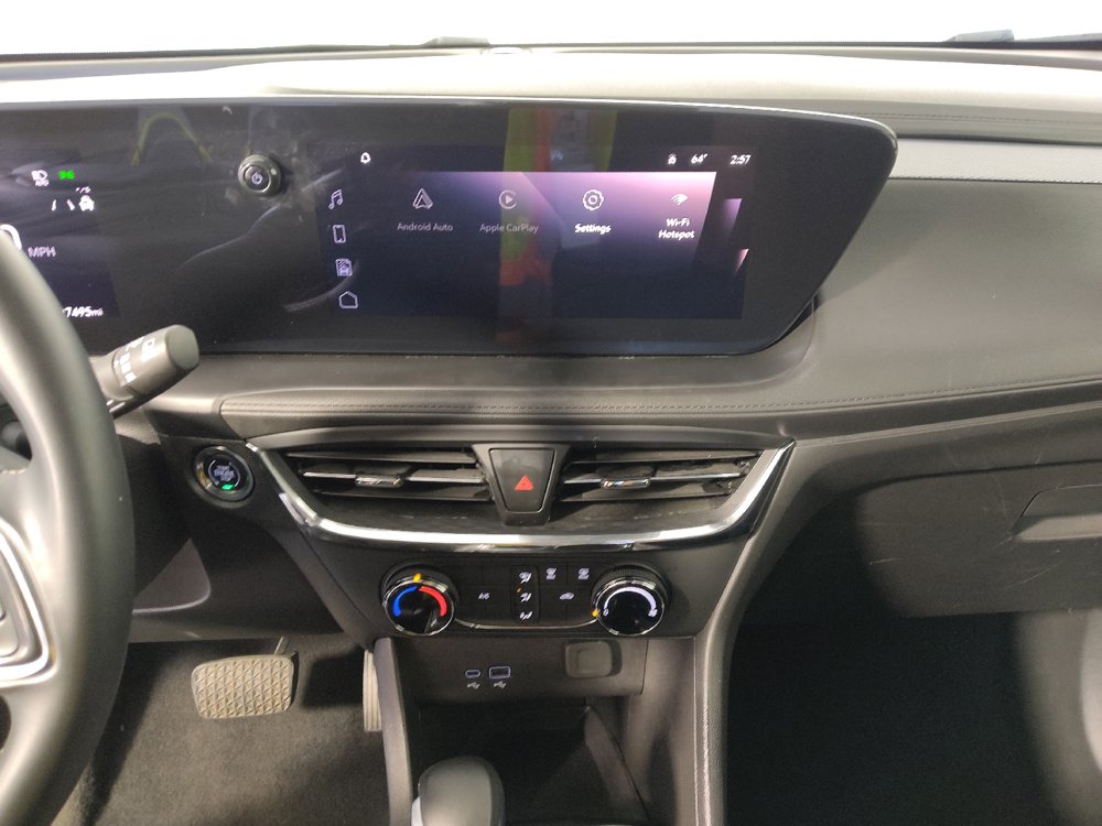 Used 2025 Buick Encore GX Preferred AWD/4WD image 25