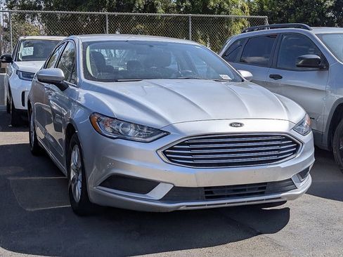 Used 2017 Ford Fusion S FWD image 11