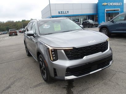 Used 2025 Kia Sorento EX