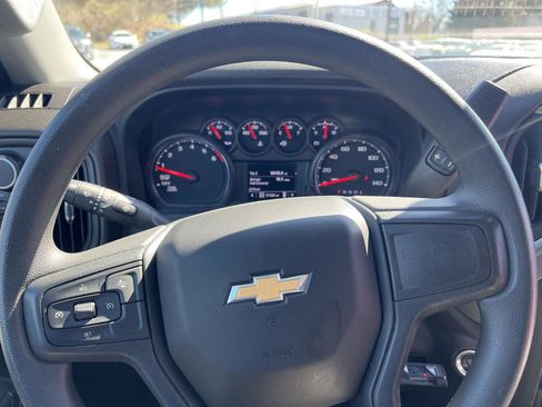 Used 2023 Chevrolet Silverado 1500 Custom AWD/4WD image 13