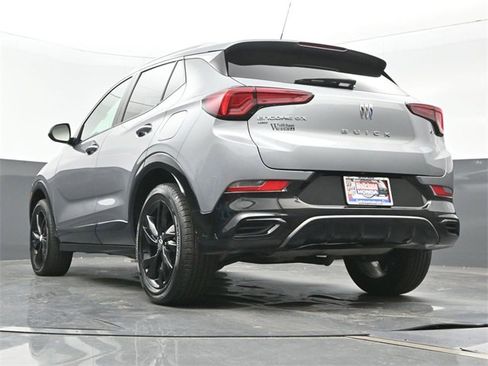 Used 2024 Buick Encore GX Sport Touring image 25