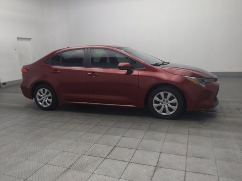 Used 2022 Toyota Corolla LE FWD image 11