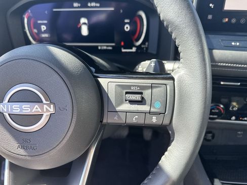 Certified 2024 Nissan Rogue SL image 23