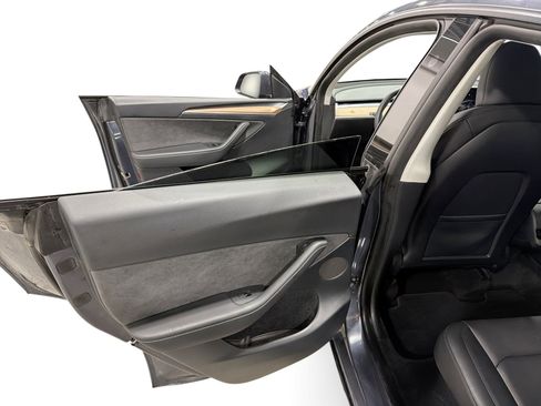 Certified 2023 Tesla Model Y Performance AWD/4WD image 10