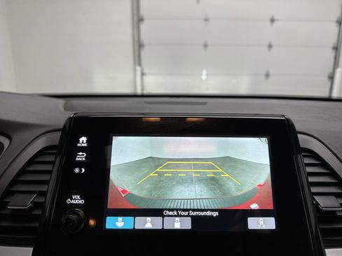 Used 2023 Honda Odyssey Sport image 33