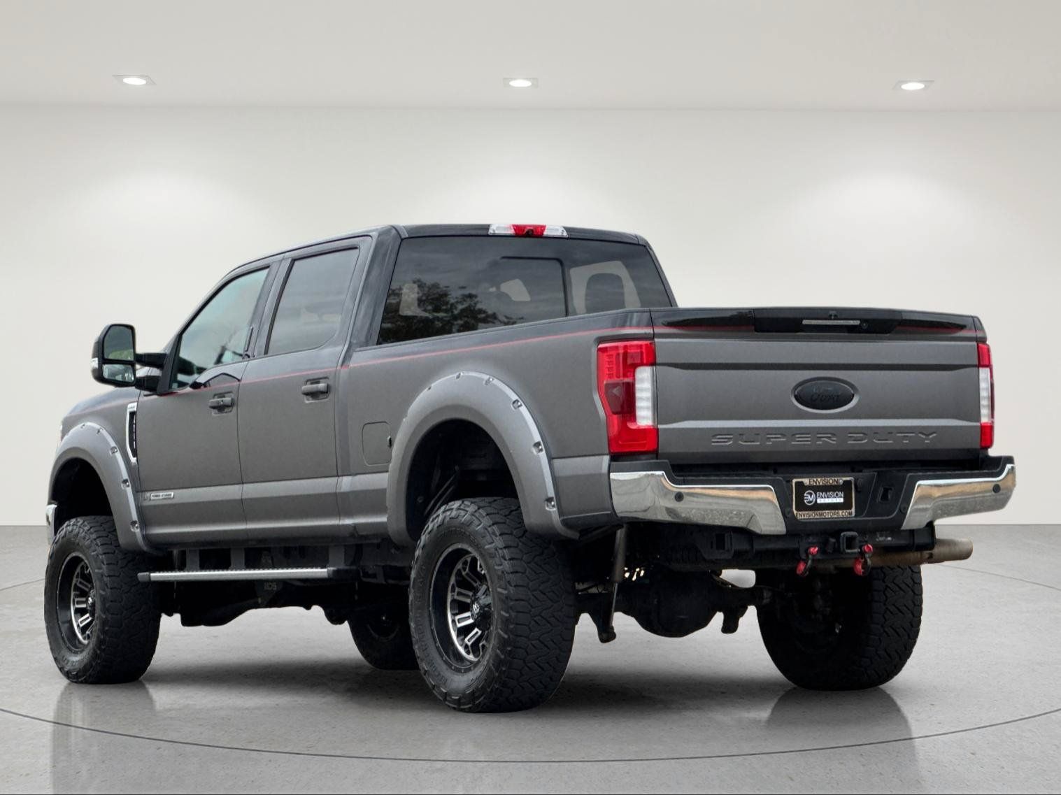 Used 2017 Ford F250 Lariat w/ Lariat Ultimate Package AWD/4WD image 4
