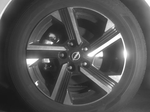 Used 2025 Nissan Sentra SV FWD image 12
