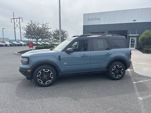 Used 2022 Ford Bronco Sport Outer Banks w/ Tech Package AWD/4WD image 4