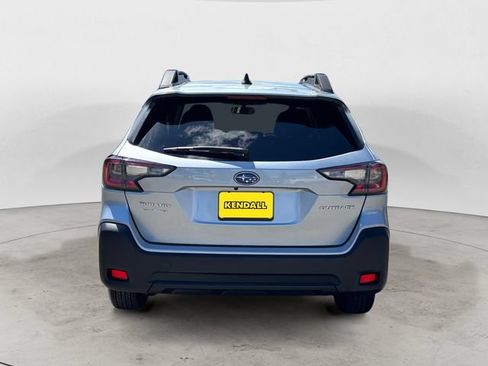 Certified 2025 Subaru Outback Premium AWD/4WD image 6