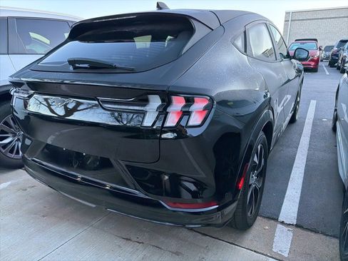 Used 2022 Ford Mustang Mach-E Premium image 3