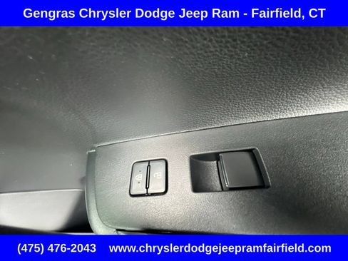 Used 2026 Toyota Corolla Cross L AWD/4WD image 17
