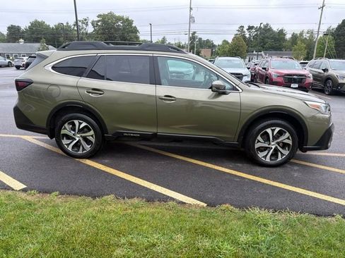 Used 2021 Subaru Outback Limited AWD/4WD image 4