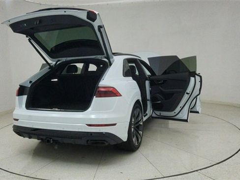 Used 2025 Audi Q8 Prestige w/ Prestige Package image 76