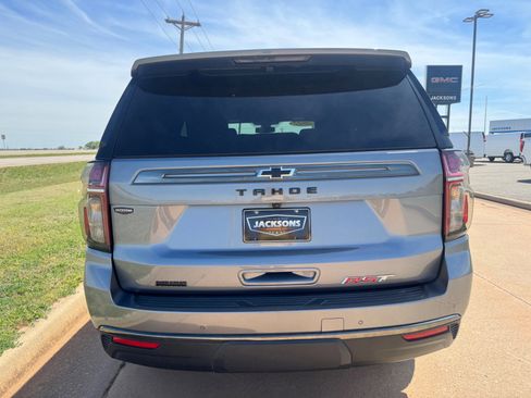 Used 2022 Chevrolet Tahoe RST w/ Luxury Package image 4