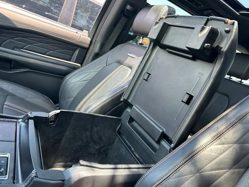 Used 2023 Ford Expedition Max Platinum AWD/4WD image 34