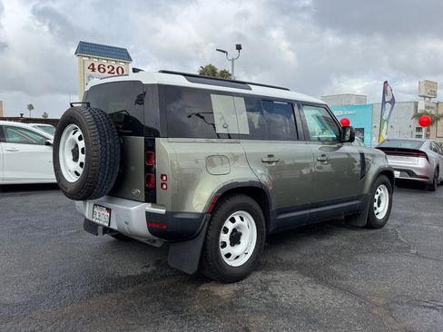 Used 2022 Land Rover Defender 110 image 8