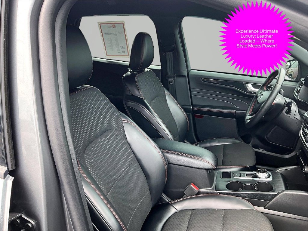 Used 2025 Ford Escape ST-Line Select w/ Tech Pack #1 AWD/4WD image 7