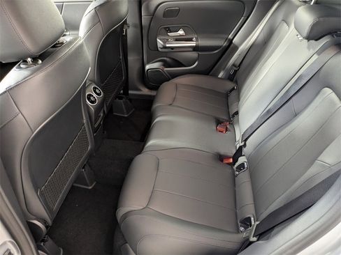 New 2026 Mercedes-Benz GLA 250 image 10