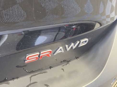 Used 2025 Nissan Kicks SR image 16