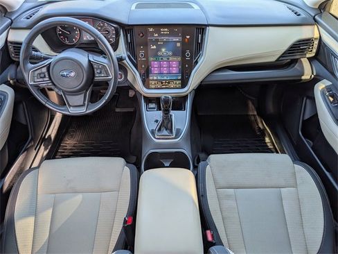Used 2022 Subaru Outback Premium image 5