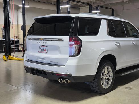 Used 2023 Chevrolet Tahoe Premier AWD/4WD image 12
